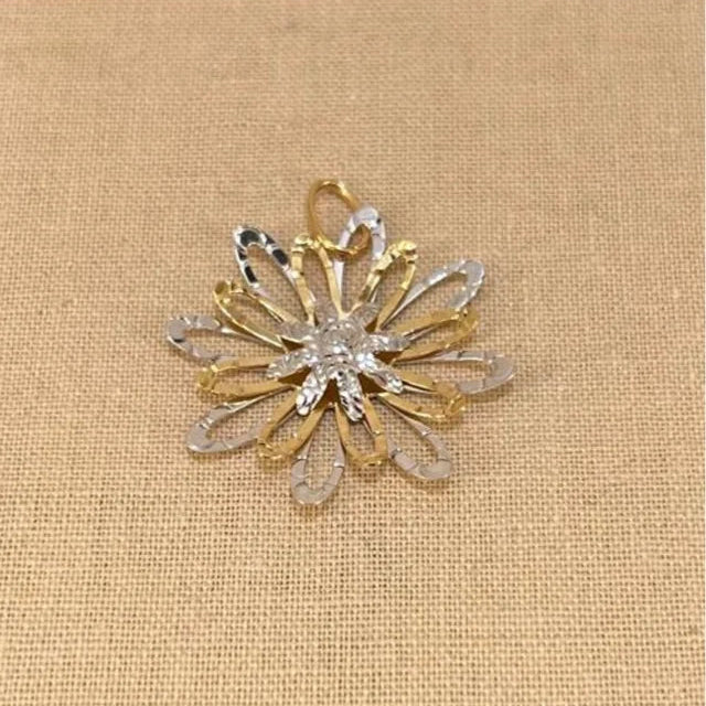 Colgante Flor Bicolor Oro 18 kl