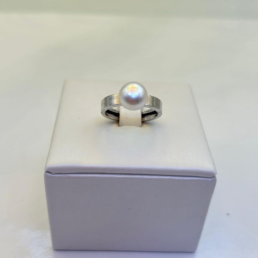 Anillo de Oro blanco 18kl con perla