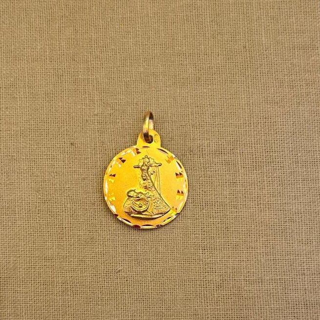 Medalla Virgen de las Angustias en Oro 18kl