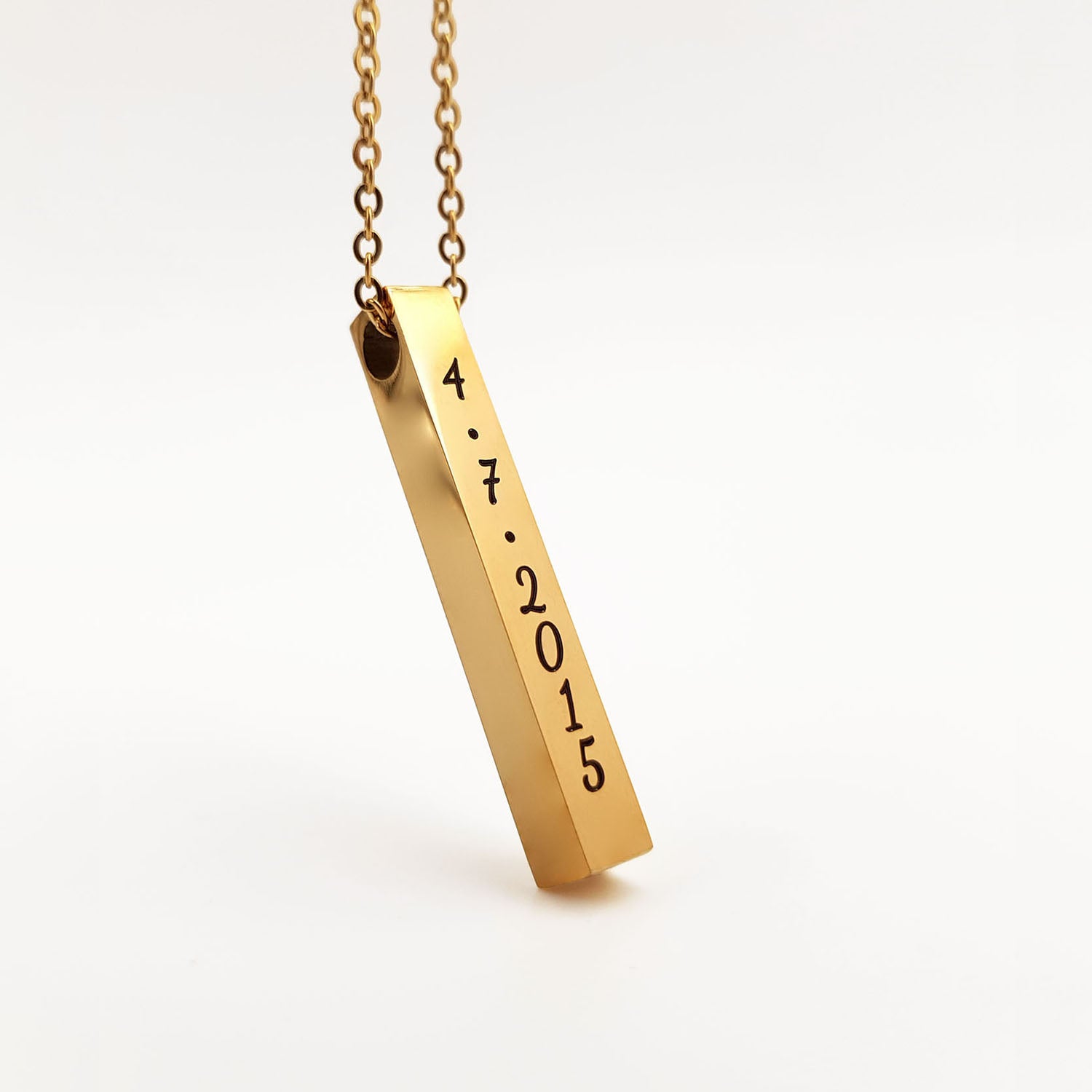 Colgante Celia - Acabado Oro (Personalizable)