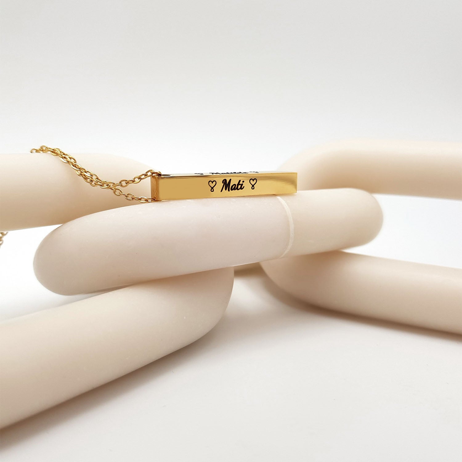 Colgante Celia - Acabado Oro (Personalizable)