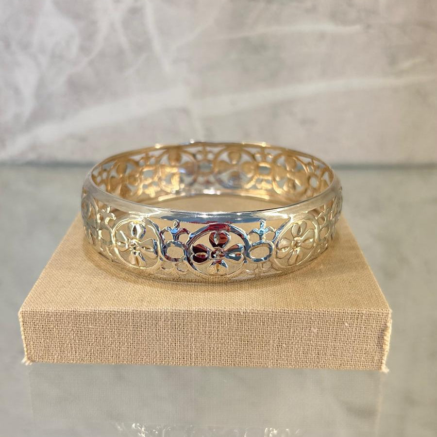 Esclava de plata labrada