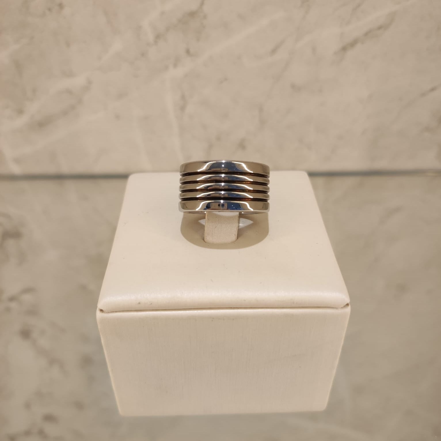 Anillo de hombre en plata