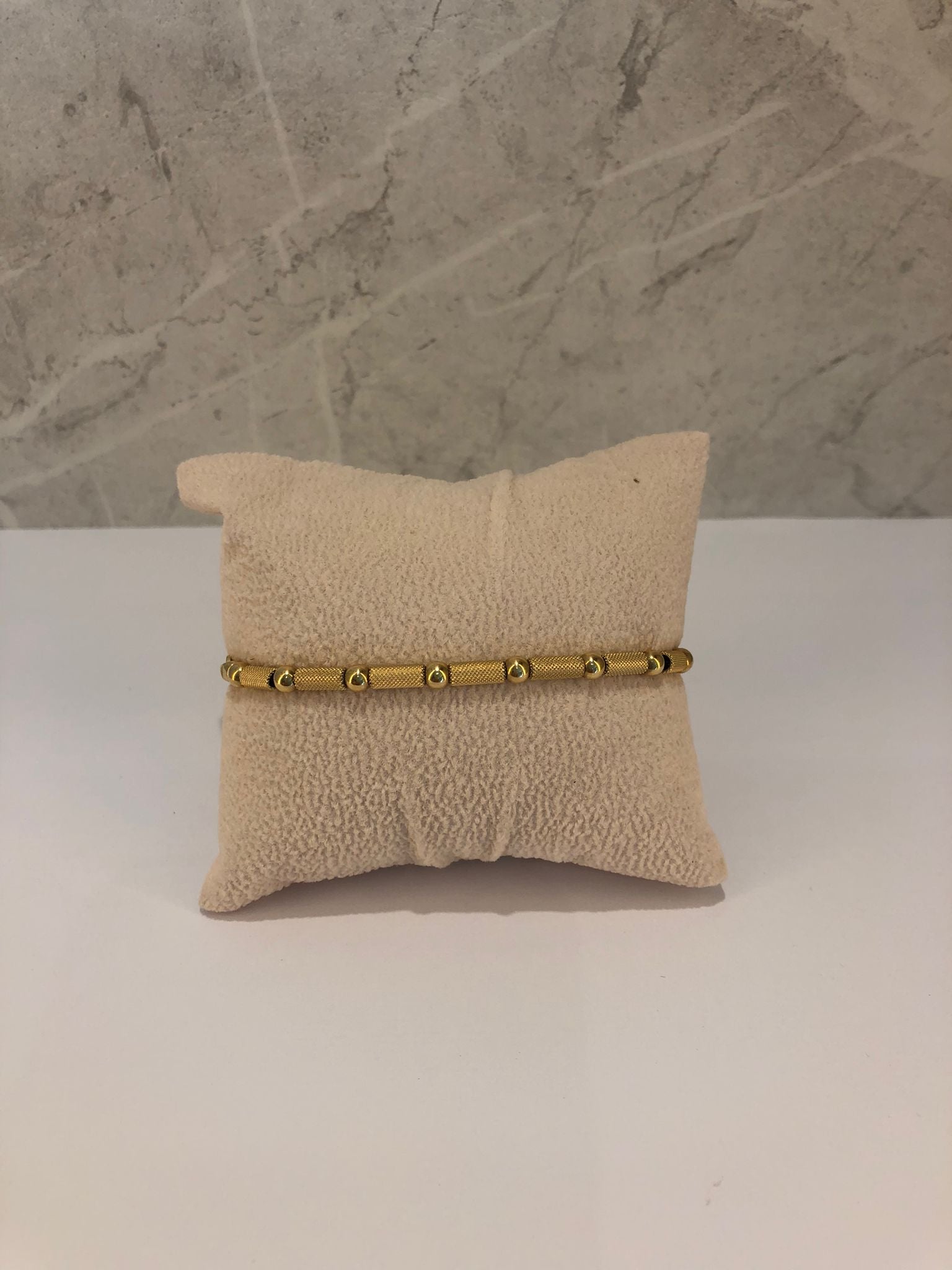Pulsera bolitas en oro 18 kl