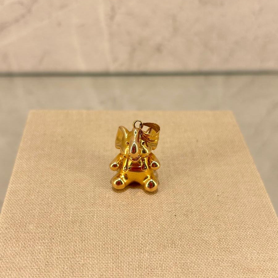 Colgante de elefante en oro de 18 kl