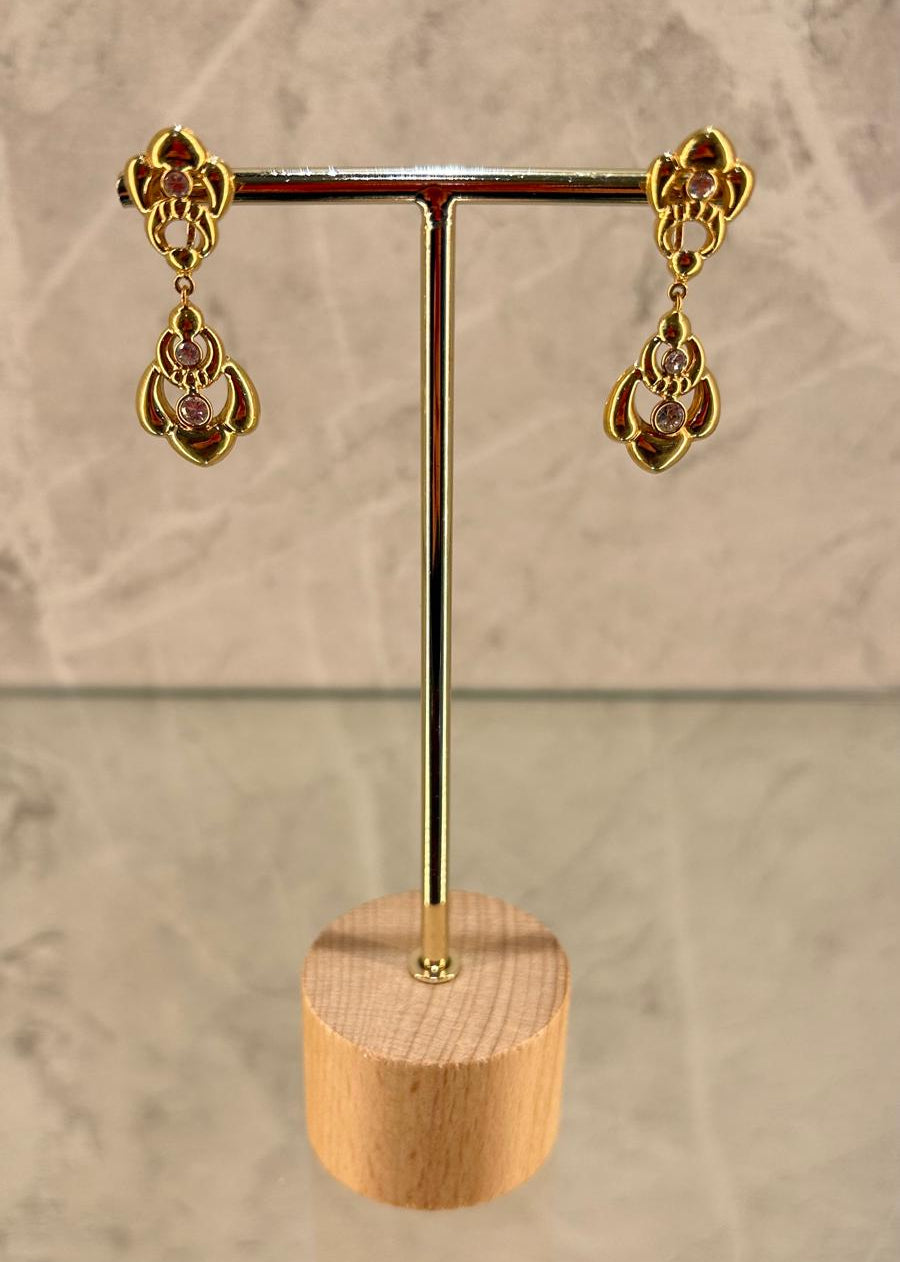 Pendientes con circonitas en oro de 18 kl