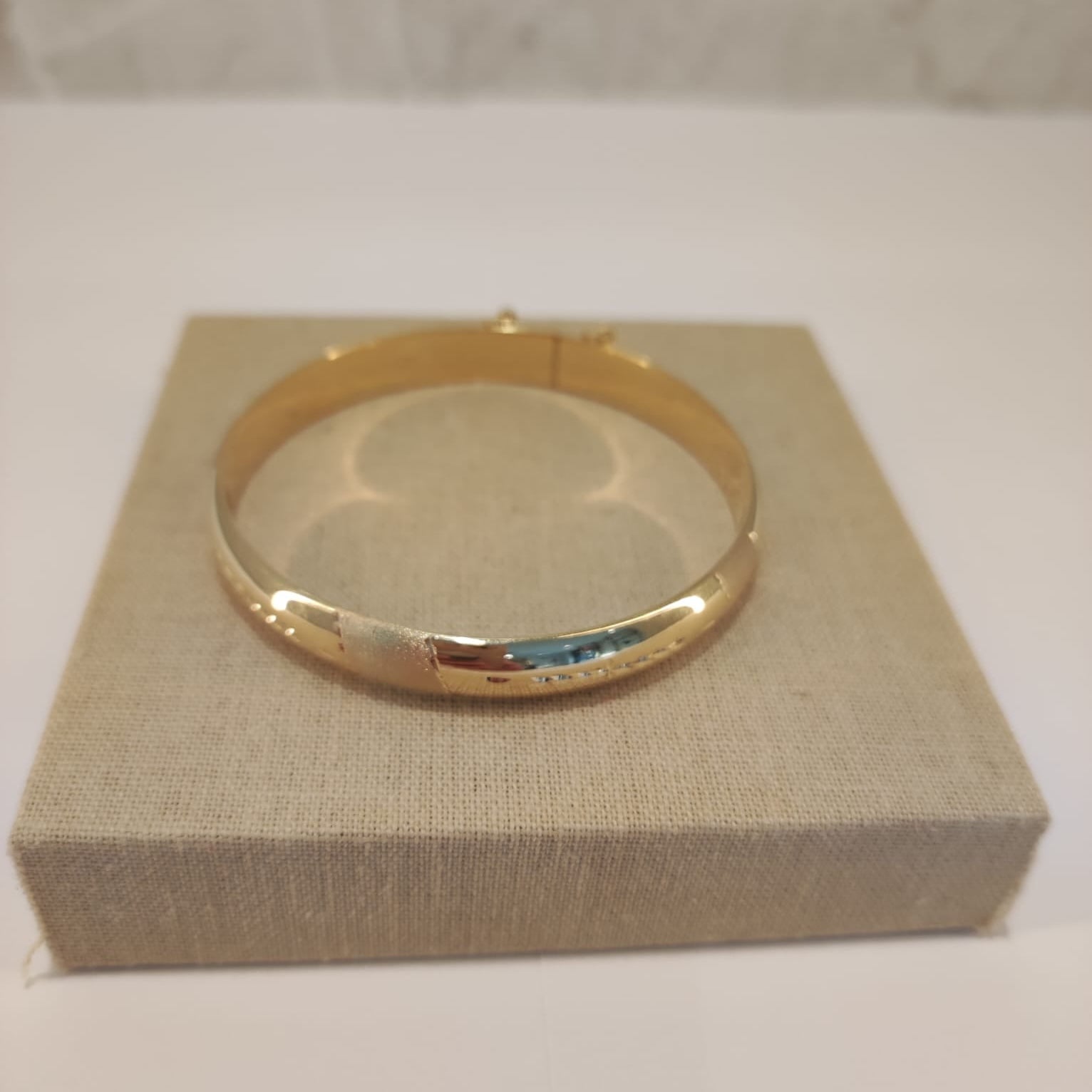 Pulsera caña de niña en oro de 18 kl
