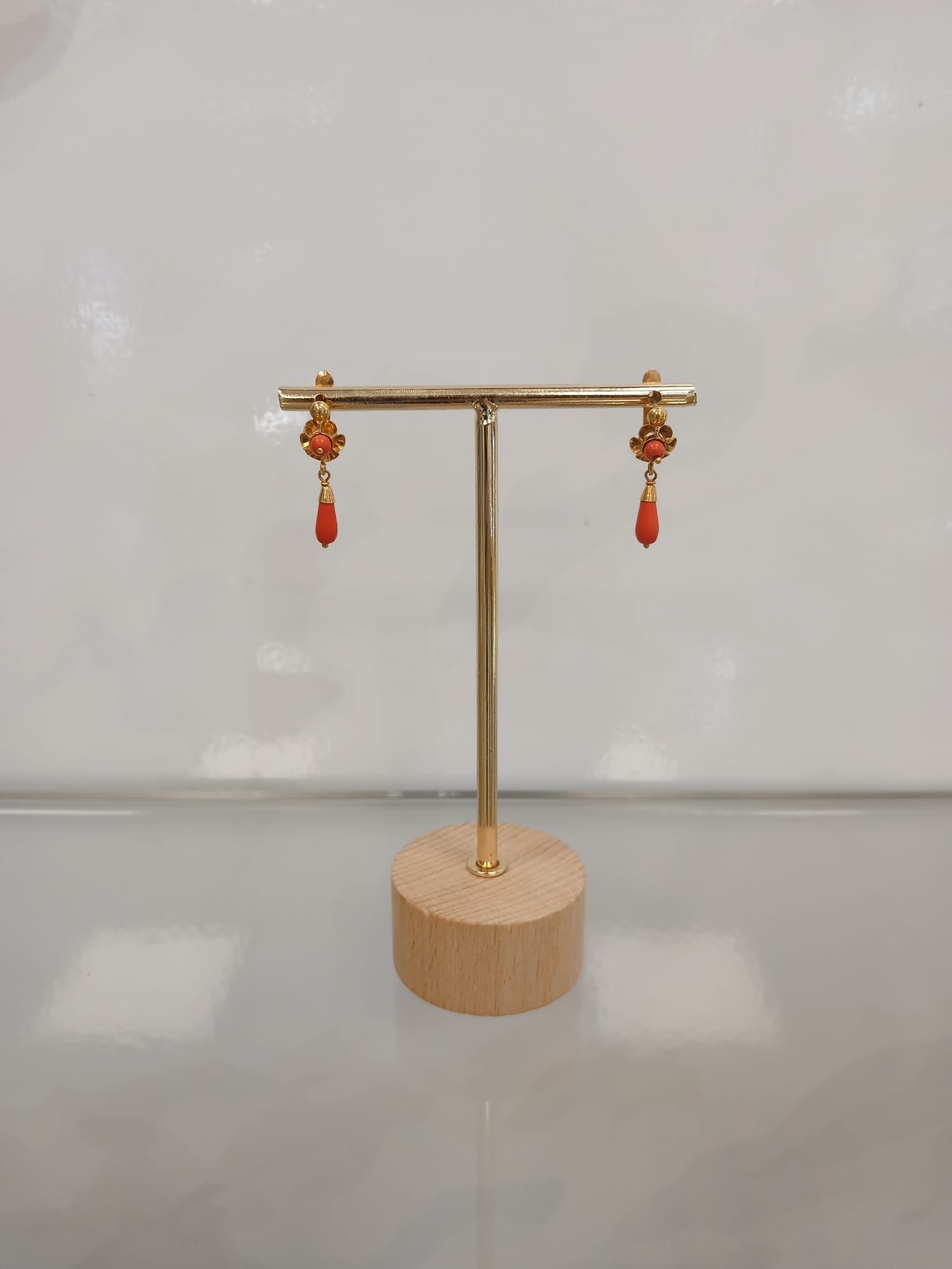 Pendientes Coral Oro 18kl