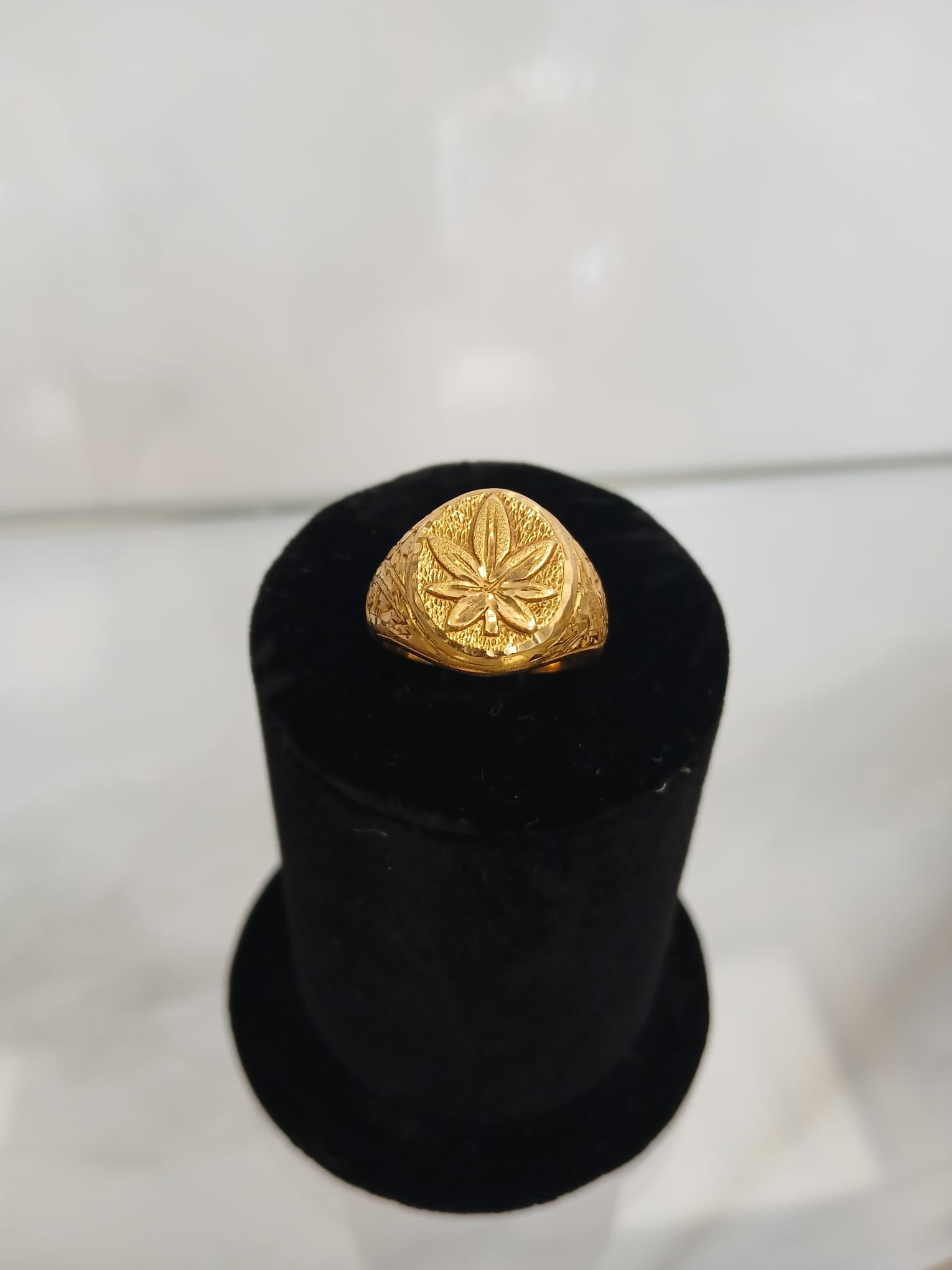 Anillo en Oro 18kl