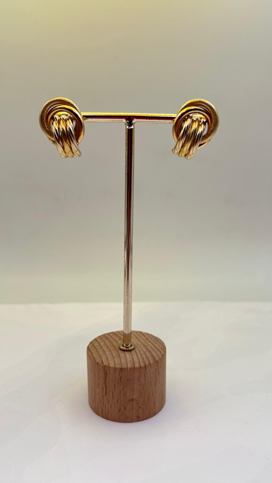 Pendientes nudo en Oro 18kl