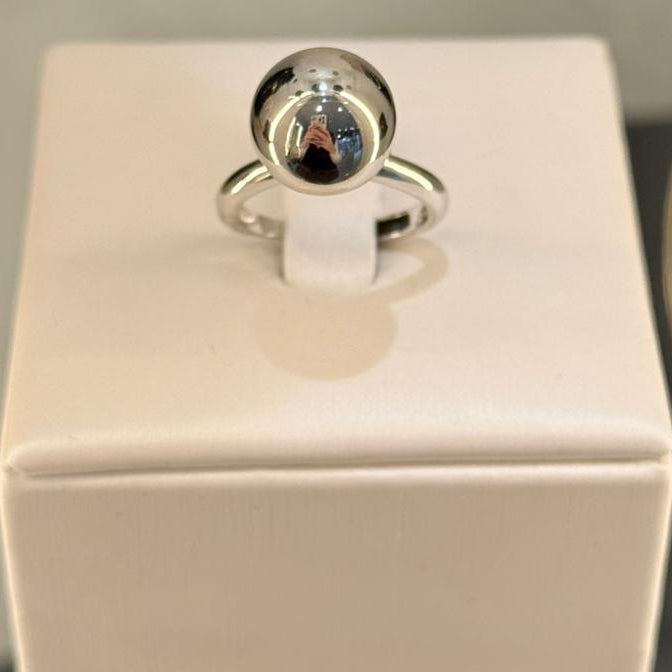Anillo de plata