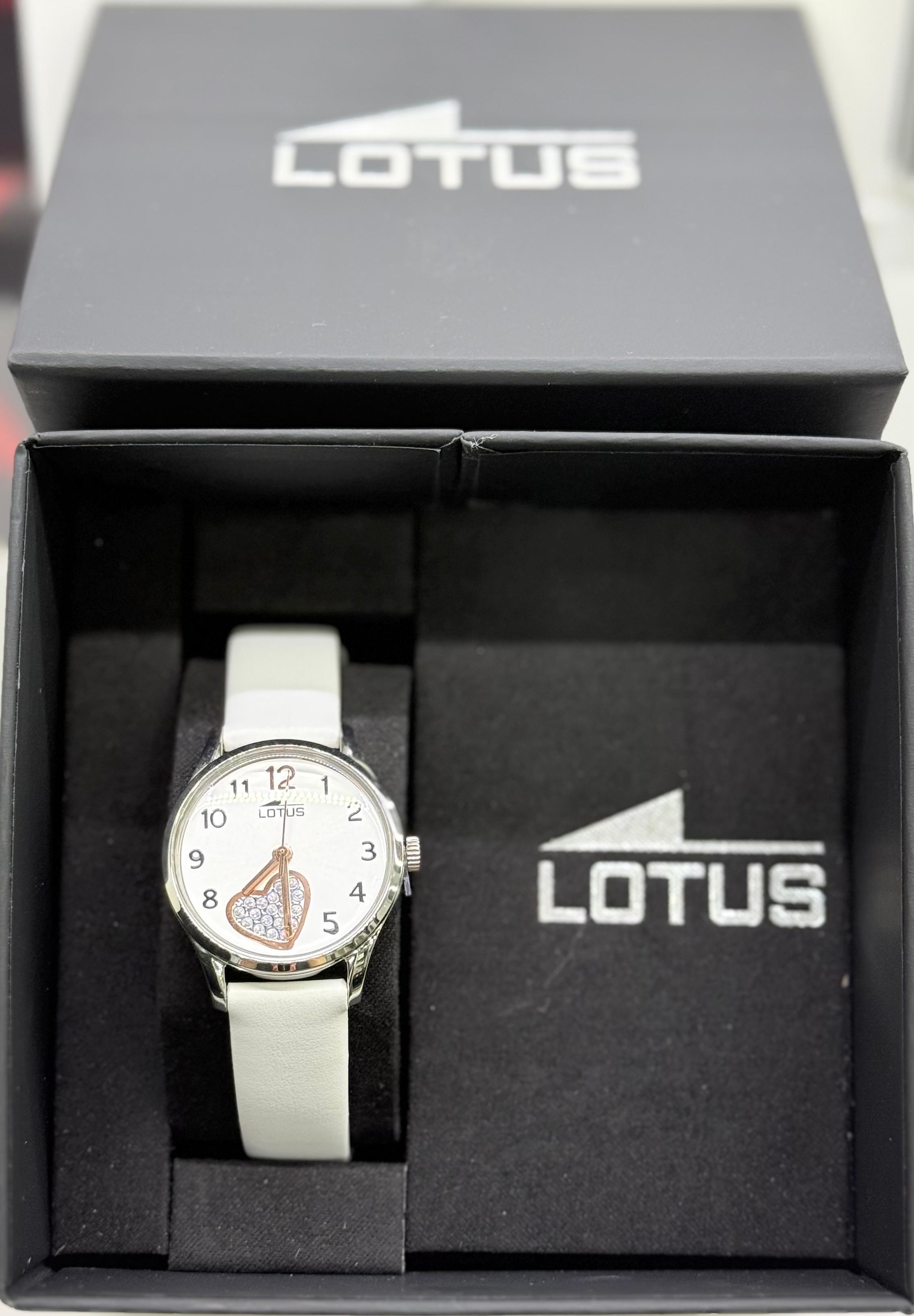 Reloj Lotus