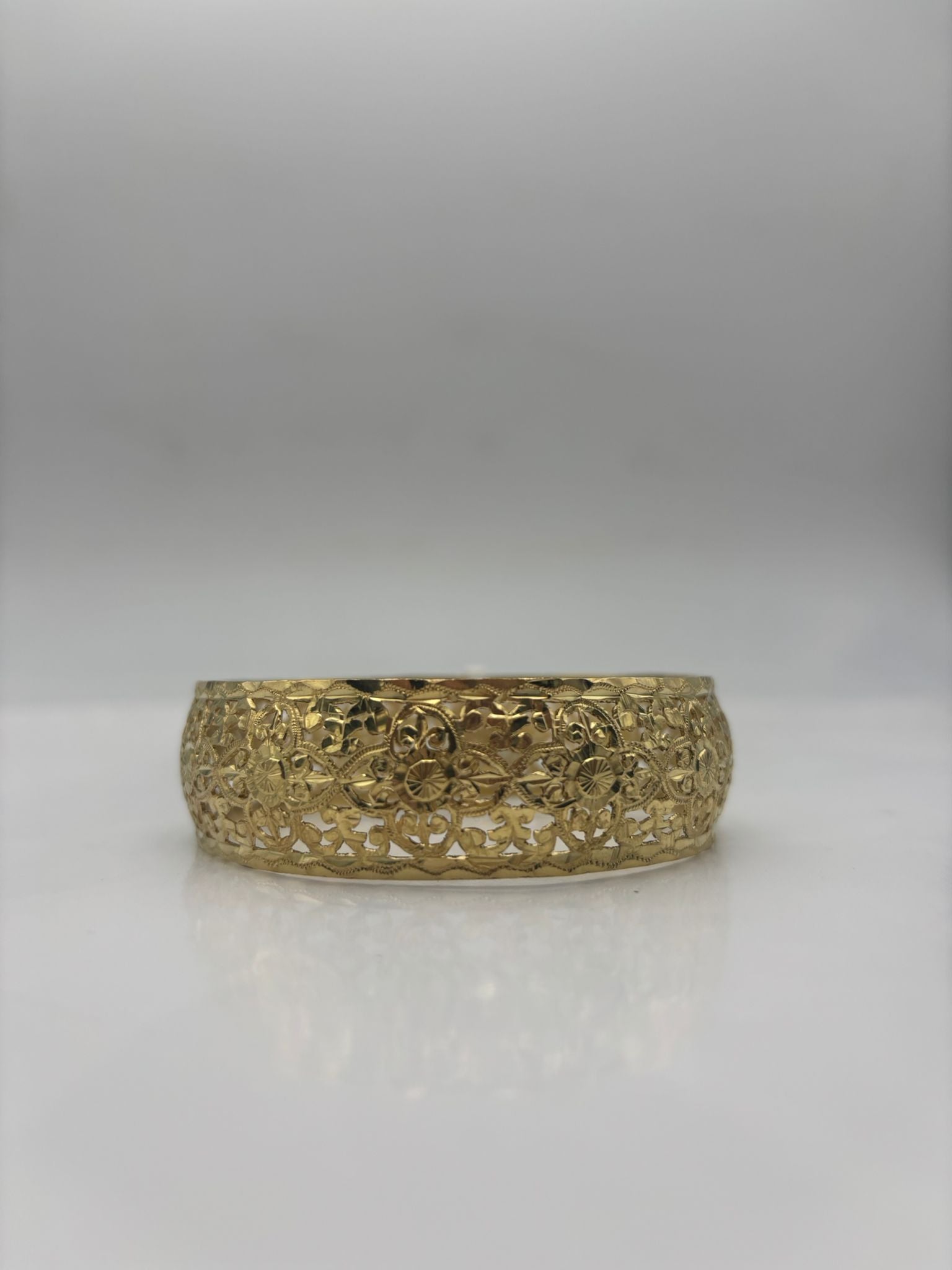 Pulsera labrada en Oro 18kl