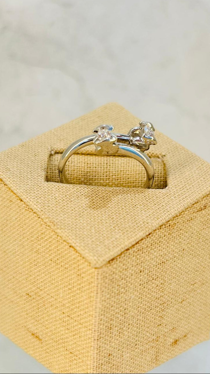 Anillo oro blanco 18kl