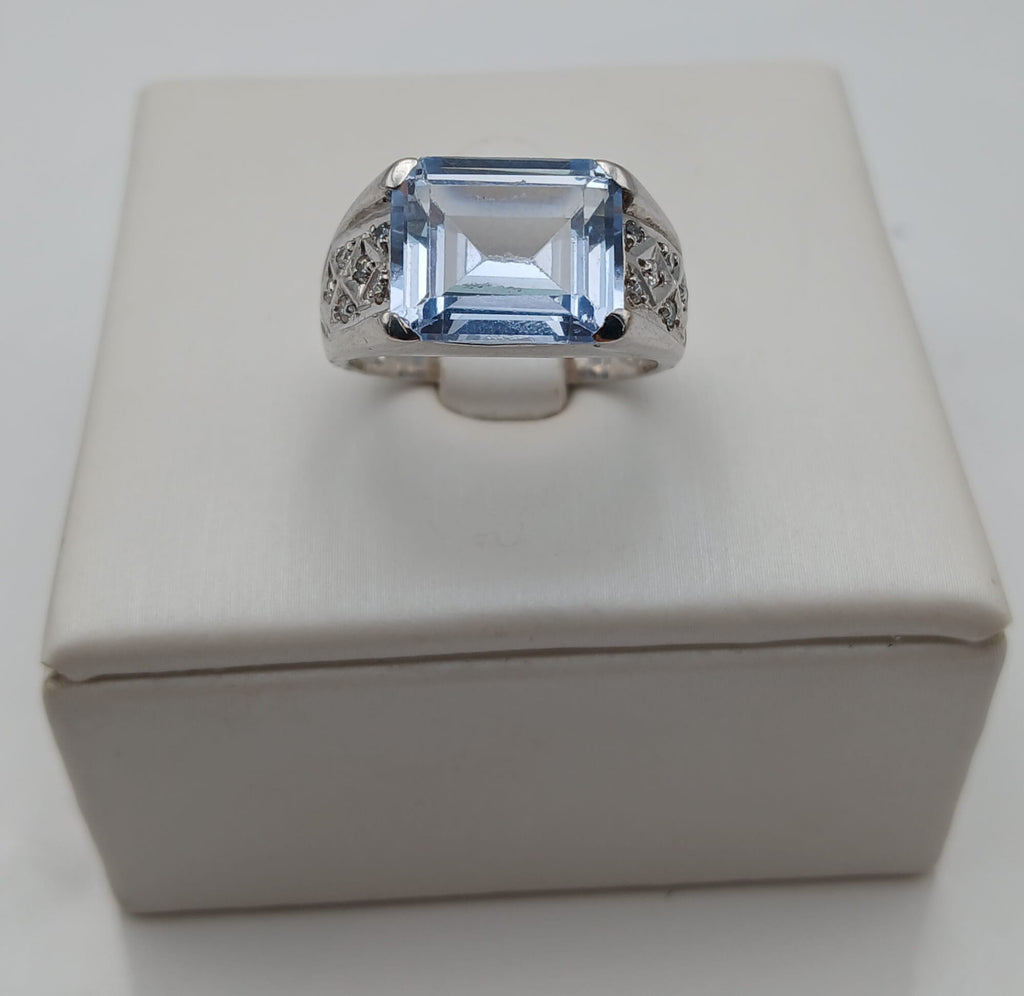 Anillo en Oro Blanco 18kl