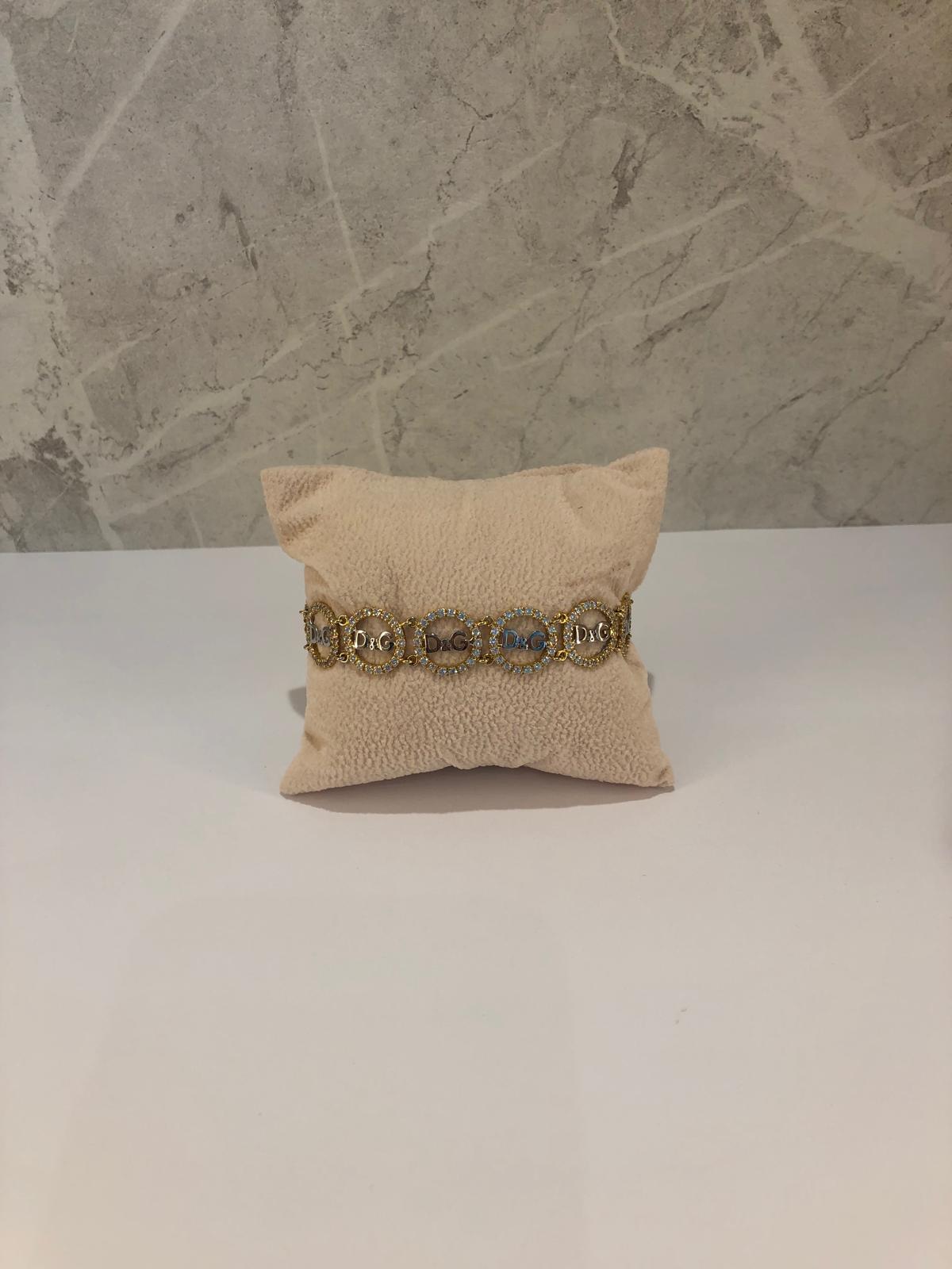 Pulsera modelo D&G en oro de 18 kl