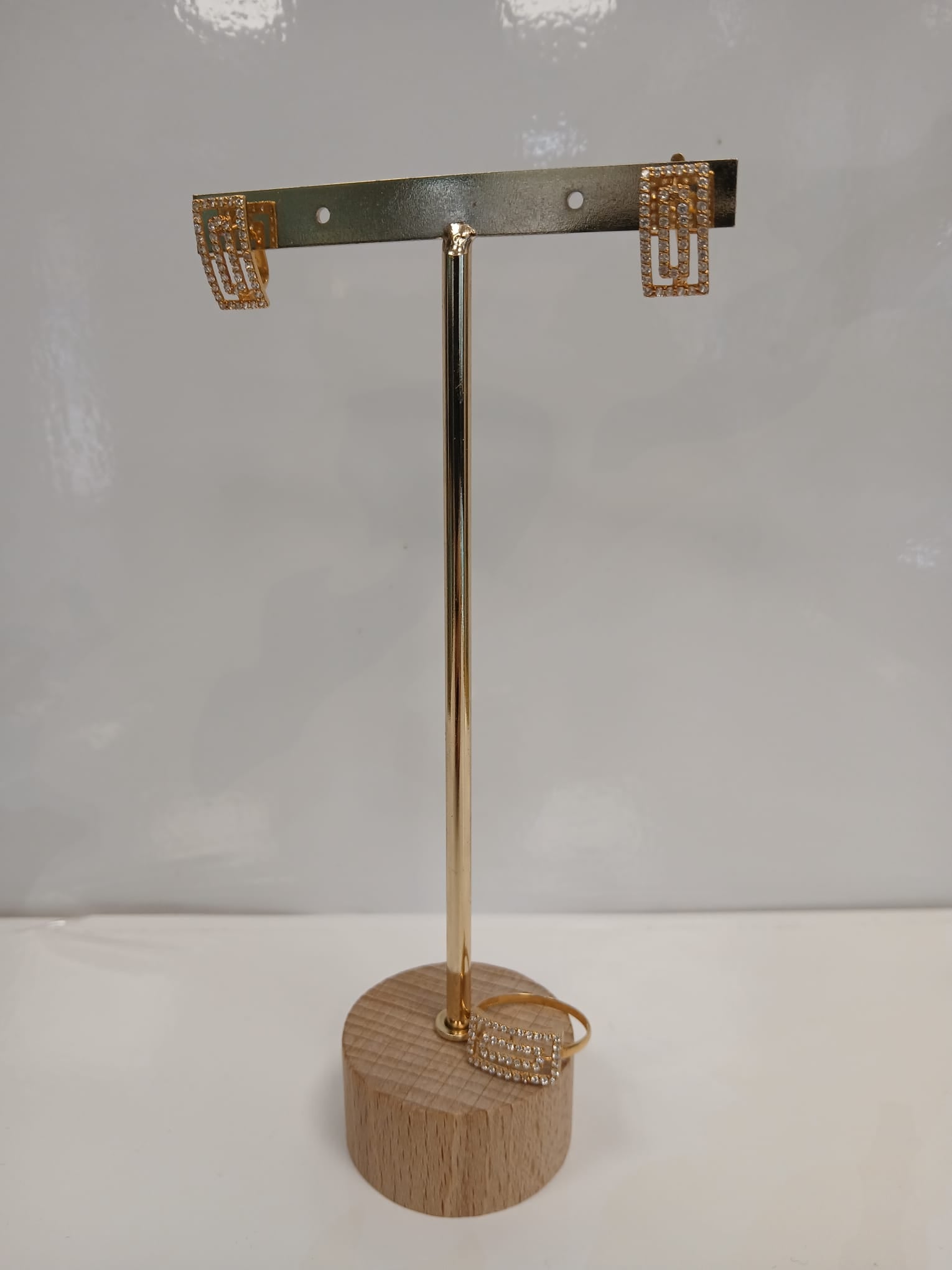 Conjunto pendientes y anillo oro 18kl